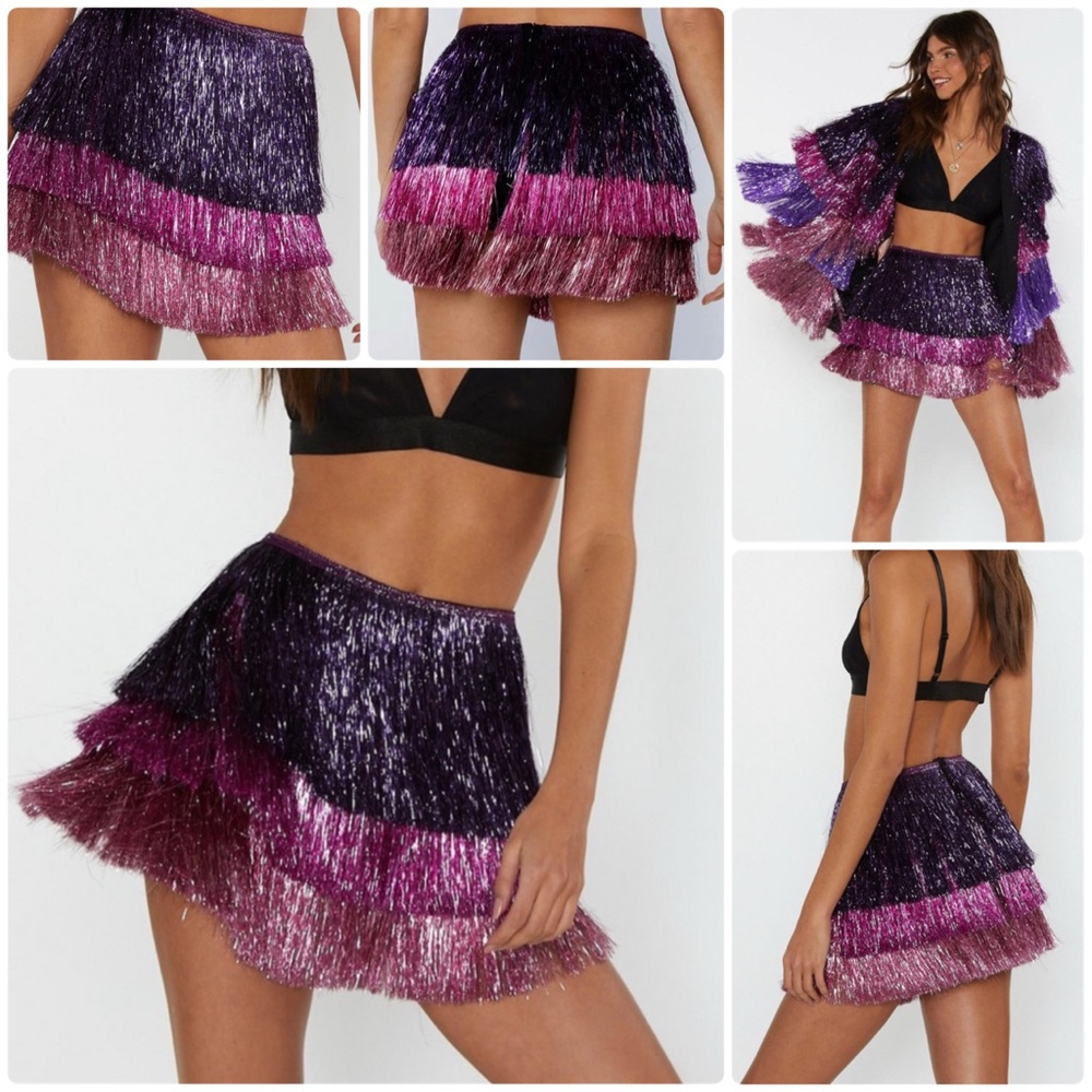 💥PRICE DROP💥 Party Crasher Fringe Tinsel Skirt Shorts - Picture 1 of 5